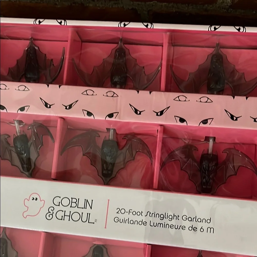 Bat string lights perfect for Halloween